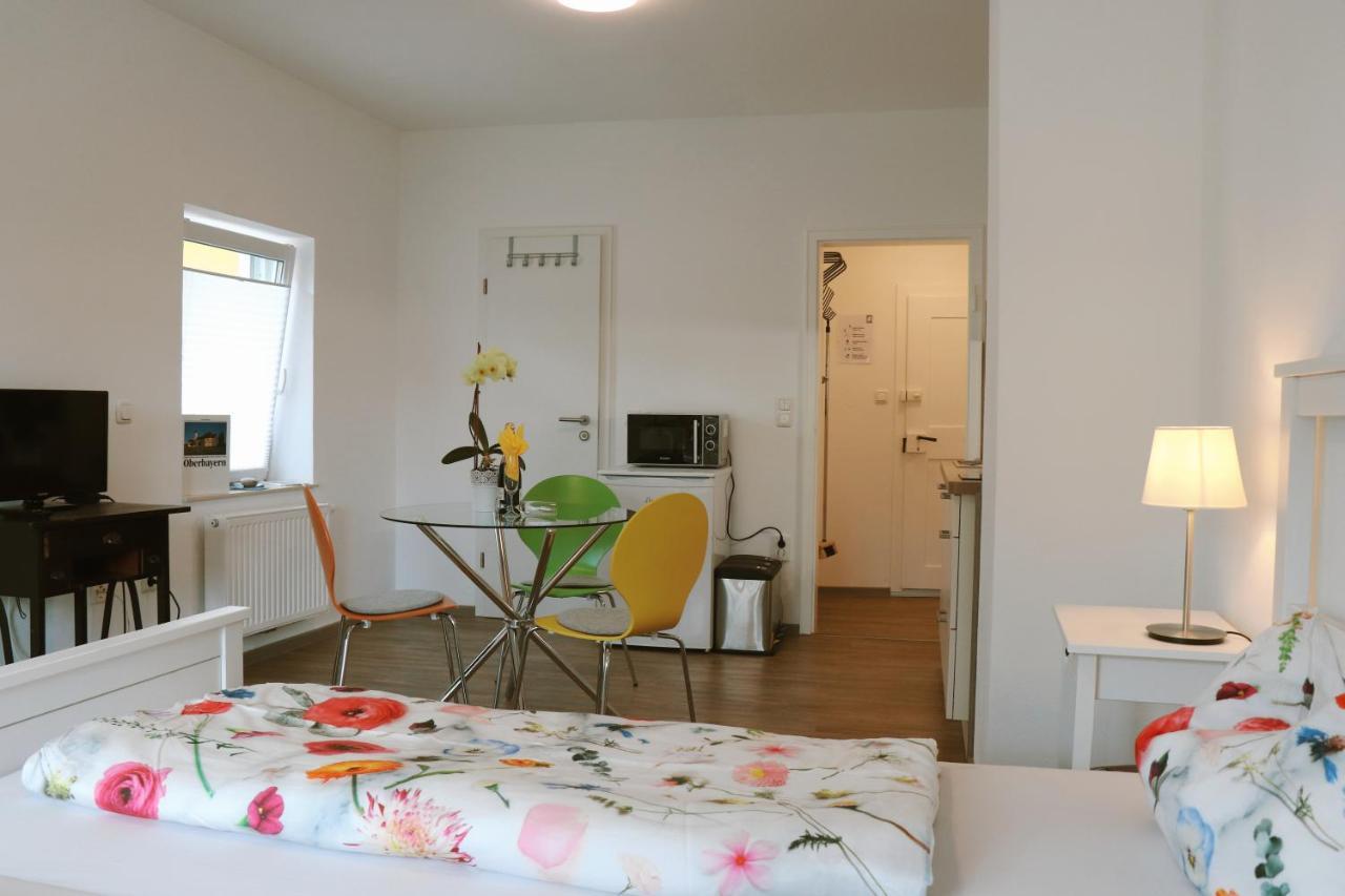 Helles Apartment Fuer 1-2 Pers. Mit Parkplatz Und Wifi Kraiburg am Inn Экстерьер фото