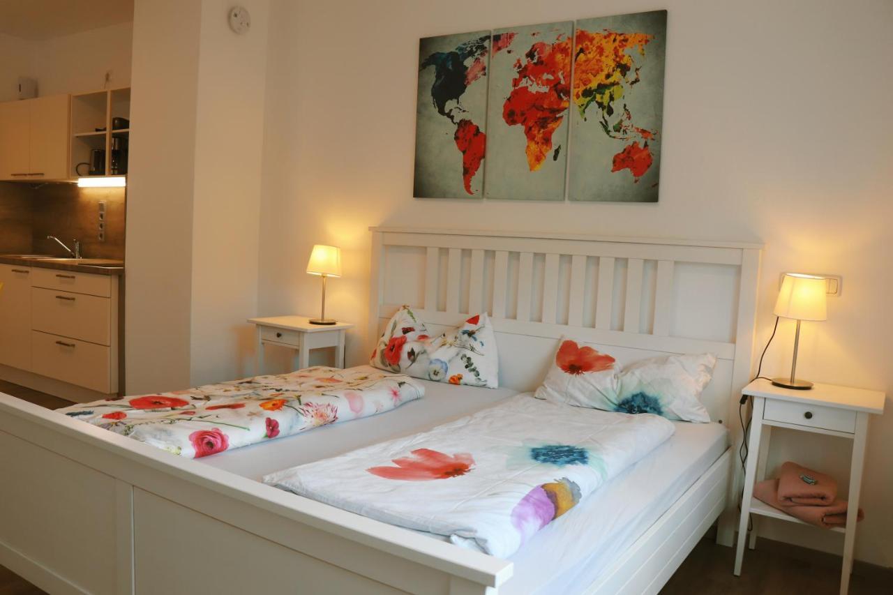 Helles Apartment Fuer 1-2 Pers. Mit Parkplatz Und Wifi Kraiburg am Inn Экстерьер фото